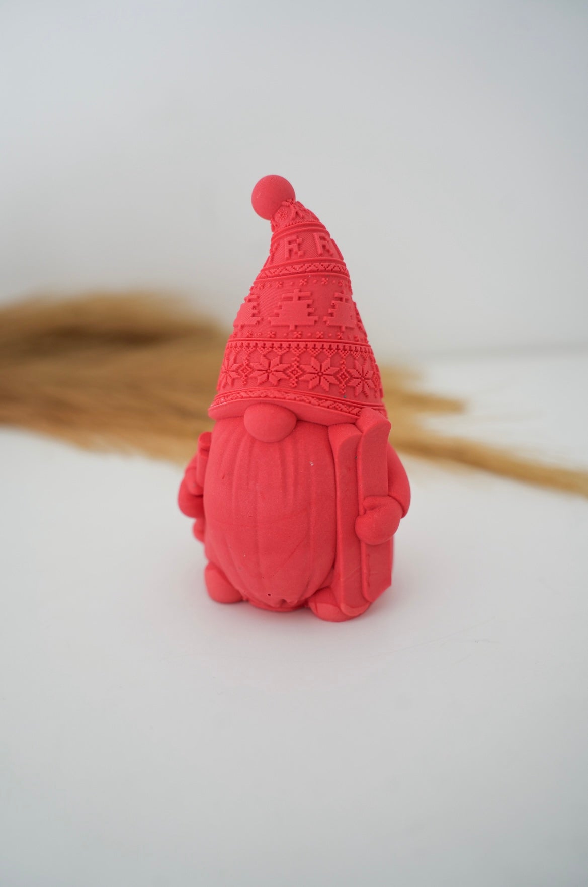Gnome avec ses skis