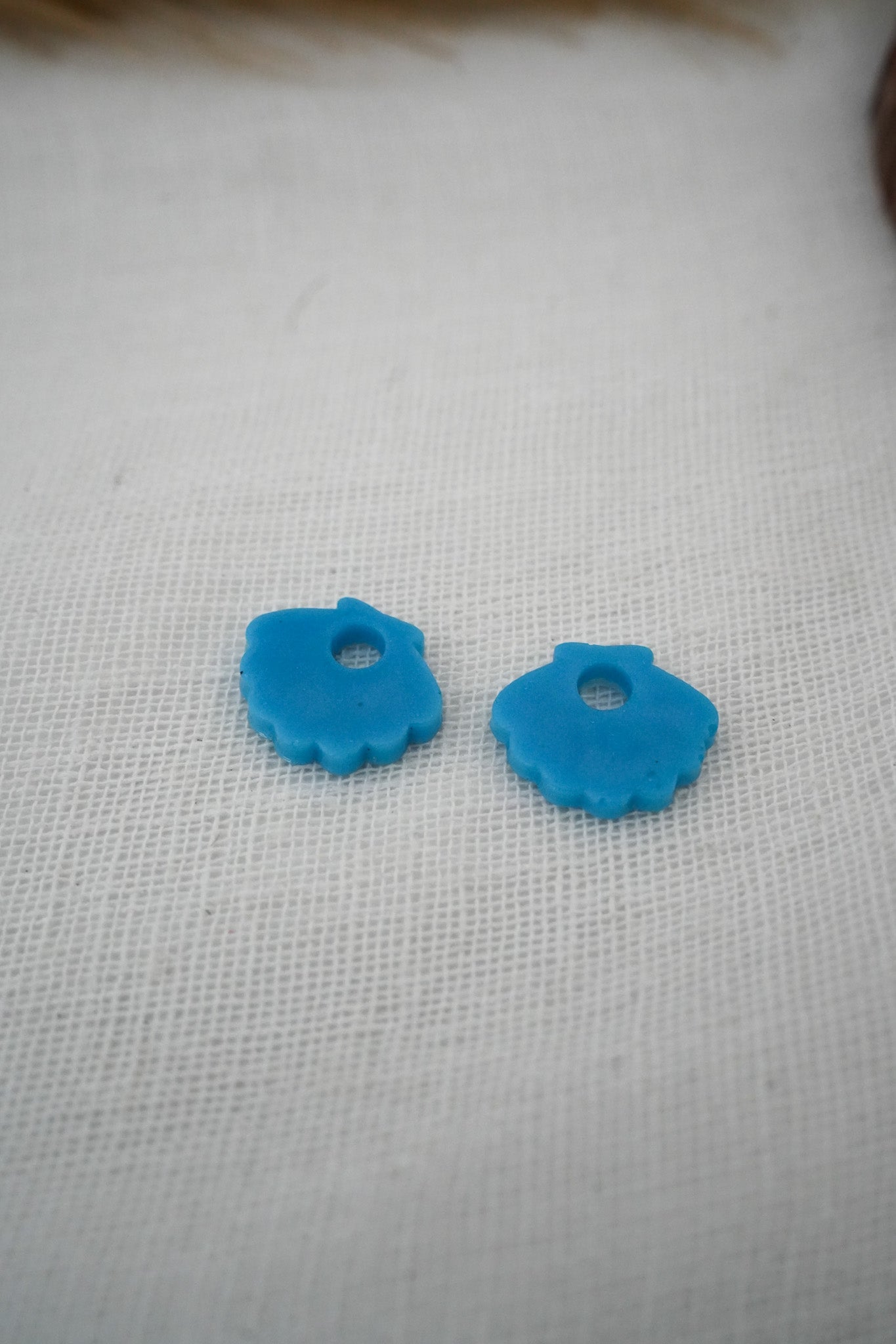 Petites pampilles coquillages bleues