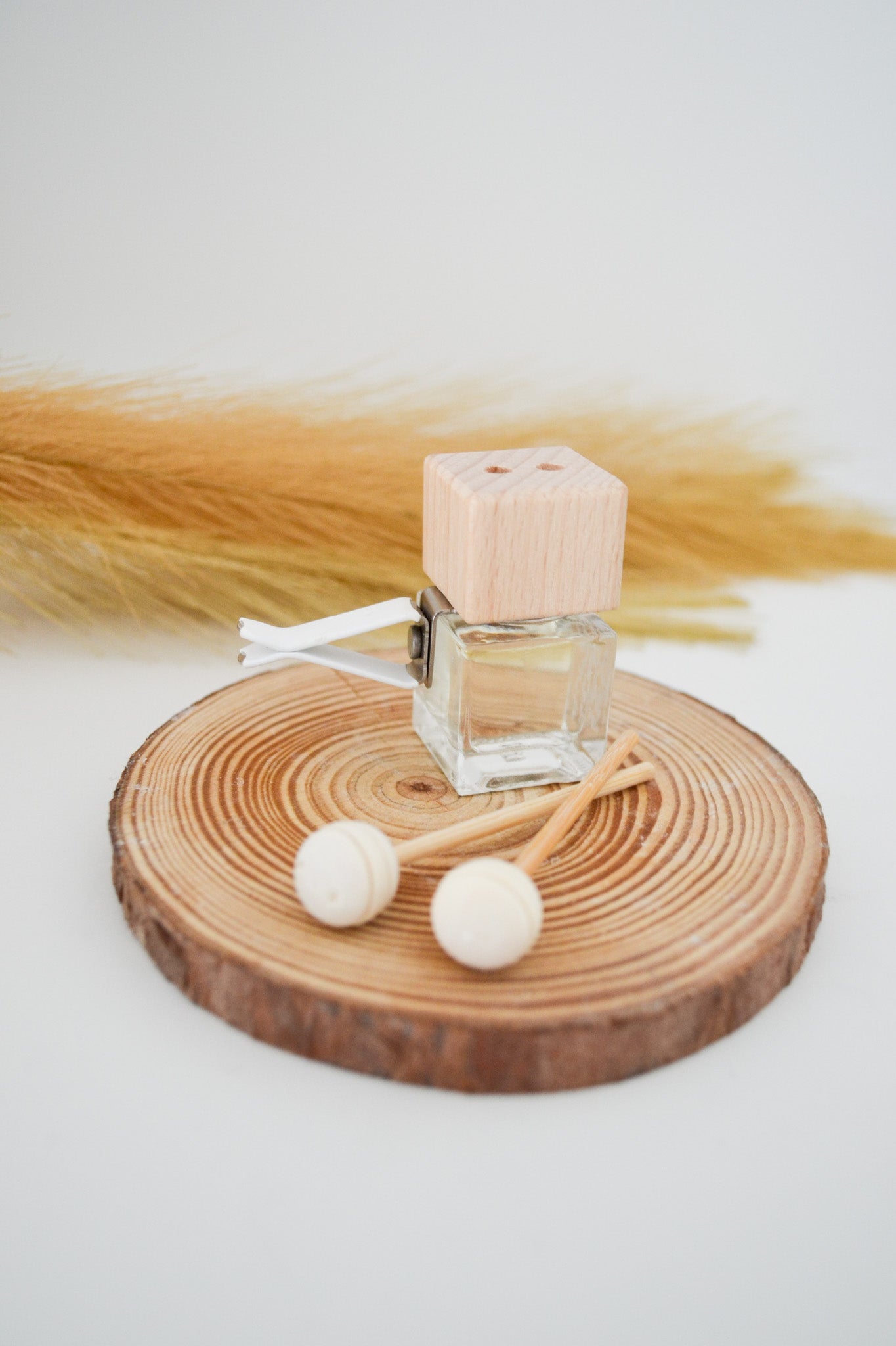 Diffuseur voiture à pince