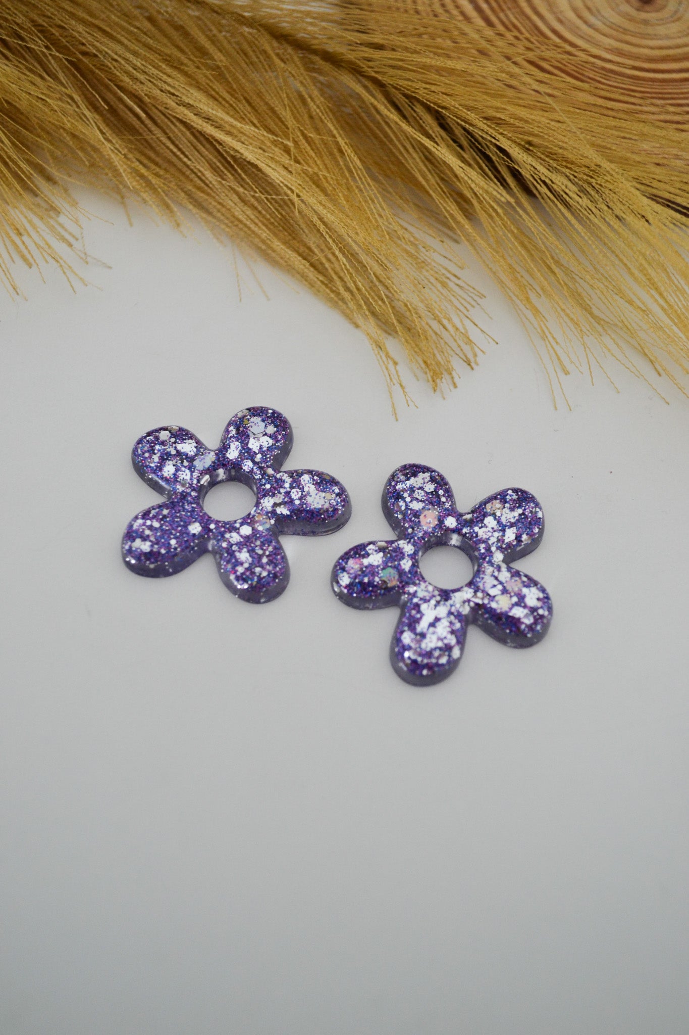 Grandes pampilles à paillettes violettes