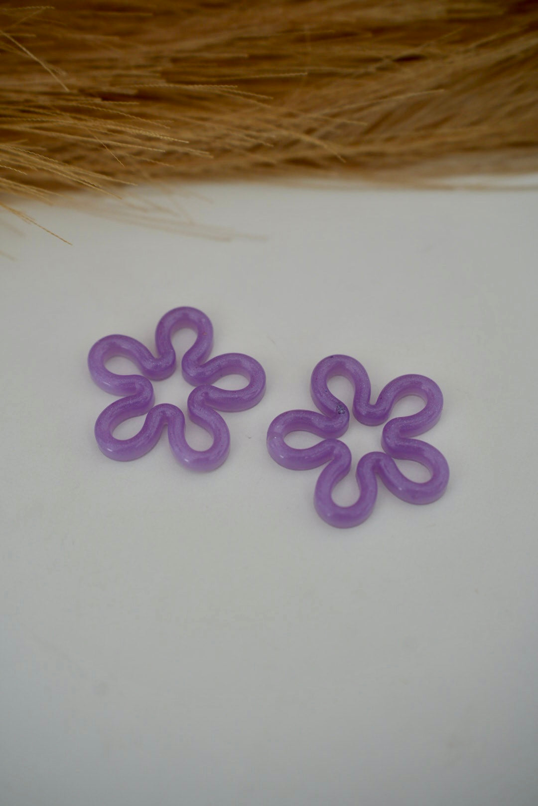 Grandes pampilles fleurs violettes
